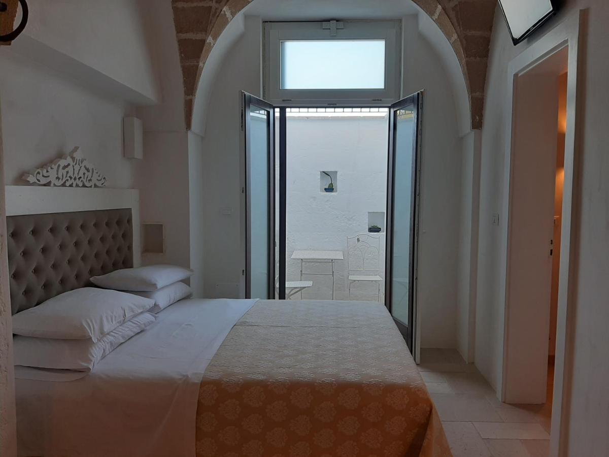 Le Lantane - Luxury Rooms Алессано Экстерьер фото