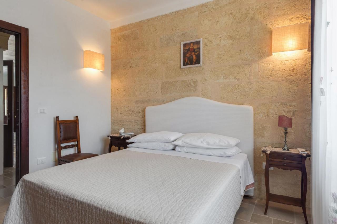 Le Lantane - Luxury Rooms Алессано Экстерьер фото